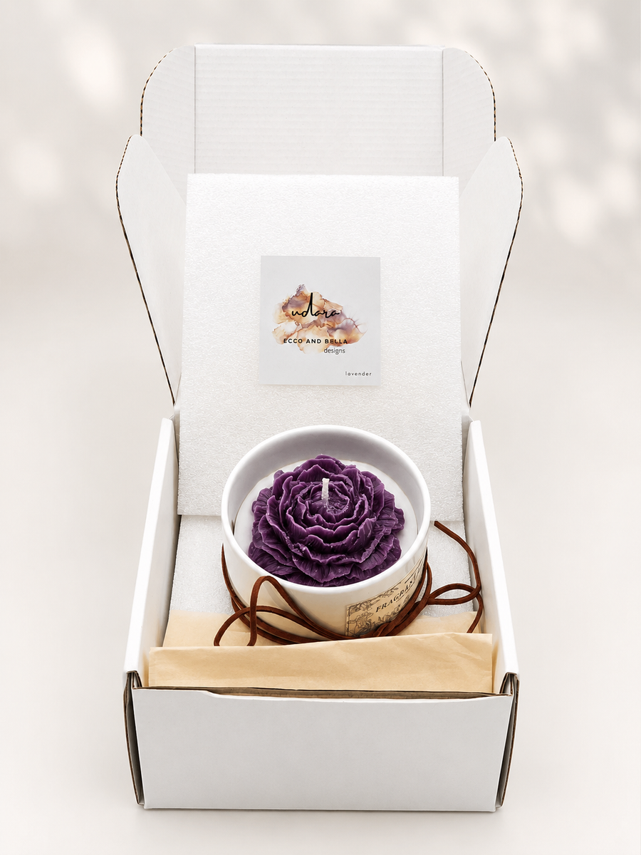 Udara Wood & Porcelain Scented Candle- Lavender