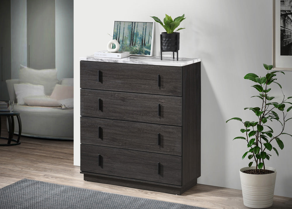 Hasting Chest