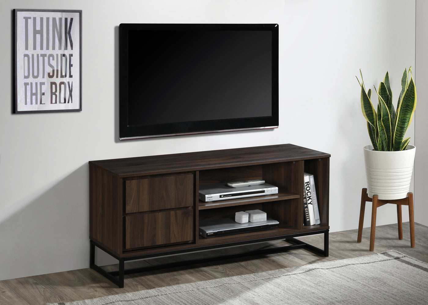 Townhouse Montig Living Room Package Deal